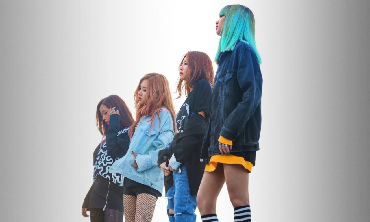 Poster of Blackpink Thắp Sáng Bầu Trời