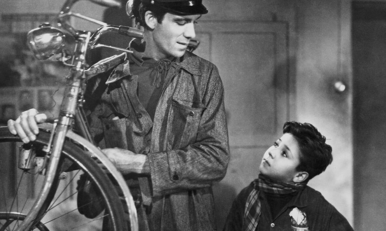 Xem phim Kẻ Cắp Xe Đạp  - Bicycle Thieves (1948)