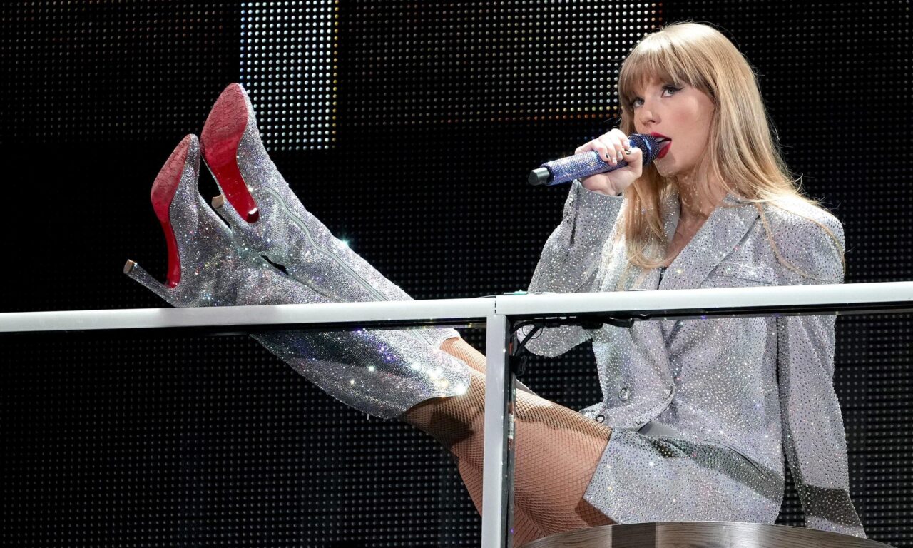 Xem phim Những Kỹ Nguyên Của Taylor Swift  - Taylor Swift The Eras Tour (2023)