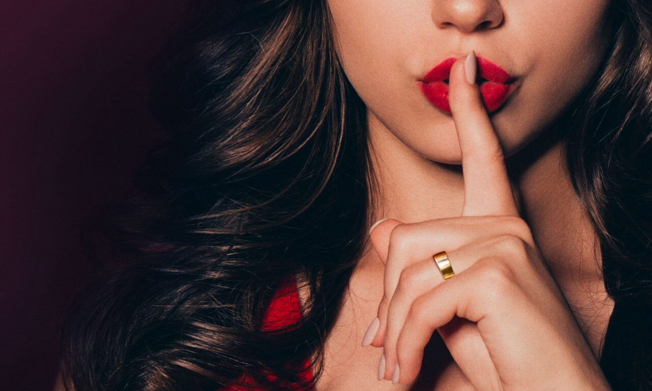 Xem phim Ashley Madison Tình Dục Lừa Dối Và Bê Bối  - Ashley Madison Sex Lies Scandal (2024)