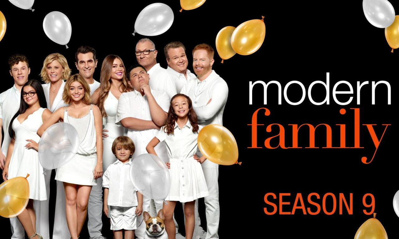 Xem phim Gia Đình Hiện Đại ( 9)  - Modern Family (Season 9) (2017)