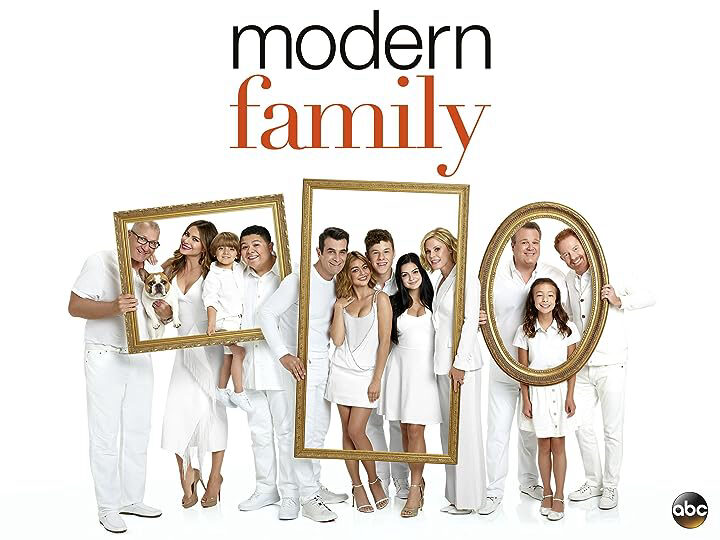 Xem phim Gia Đình Hiện Đại ( 8)  - Modern Family (Season 8) (2016)