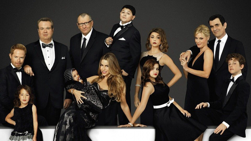 Xem phim Gia Đình Hiện Đại ( 5)  - Modern Family (Season 5) (2013)