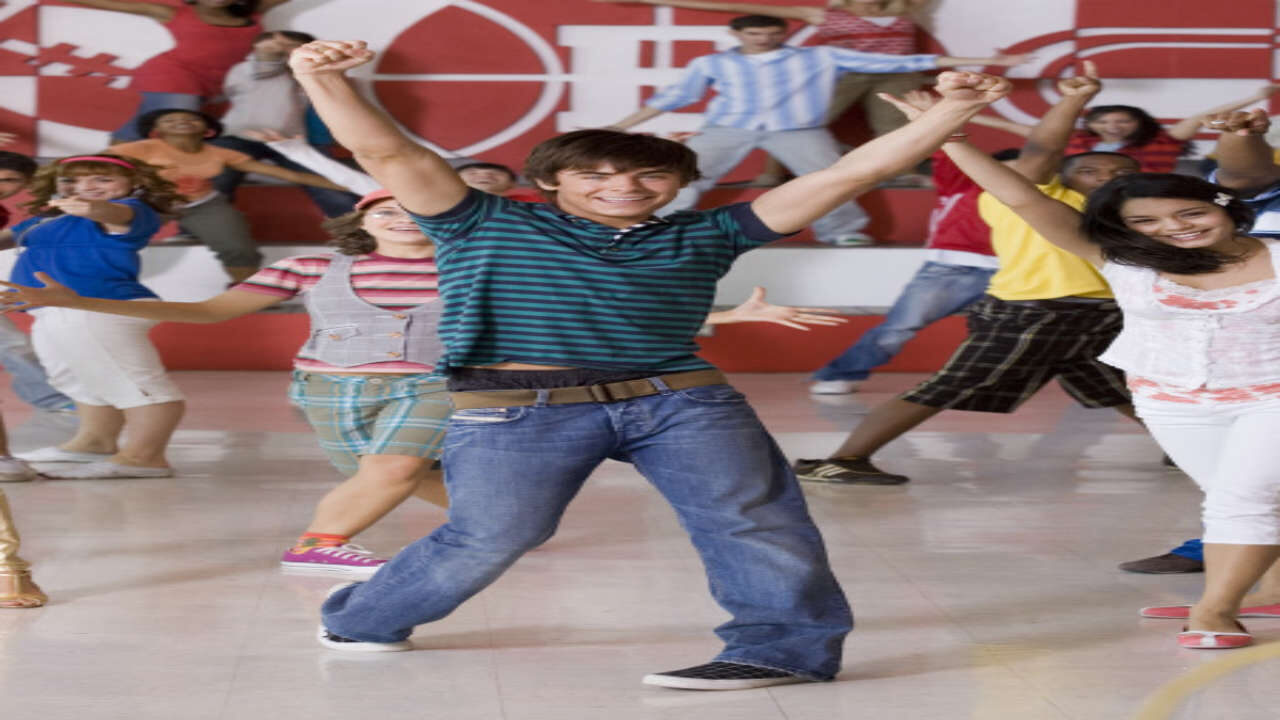 Xem phim Hội Diễn Âm Nhạc 2  - High School Musical 2 (2007)